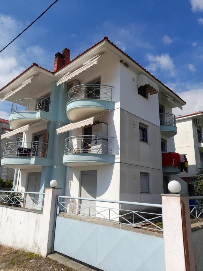Dominikis Appartment Néa Péramos المظهر الخارجي الصورة