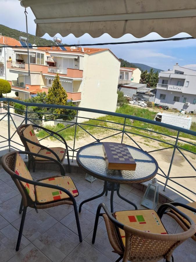 Dominikis Appartment Néa Péramos المظهر الخارجي الصورة
