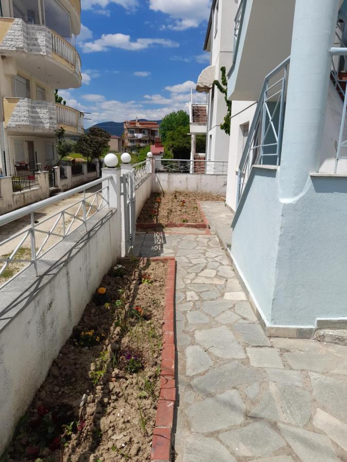 Dominikis Appartment Néa Péramos المظهر الخارجي الصورة