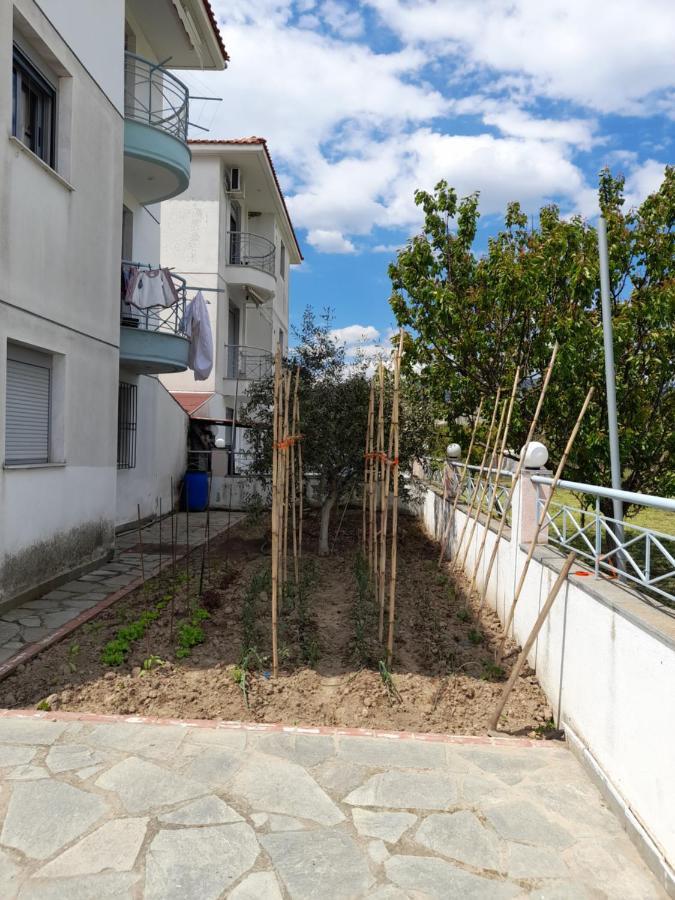 Dominikis Appartment Néa Péramos المظهر الخارجي الصورة