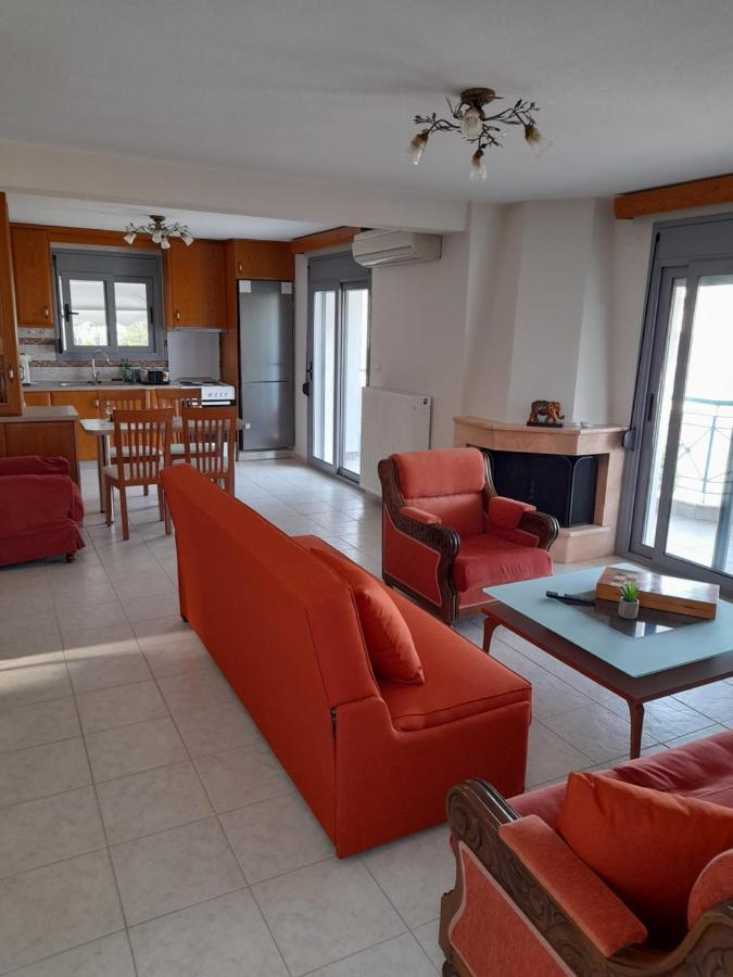 Dominikis Appartment Néa Péramos المظهر الخارجي الصورة
